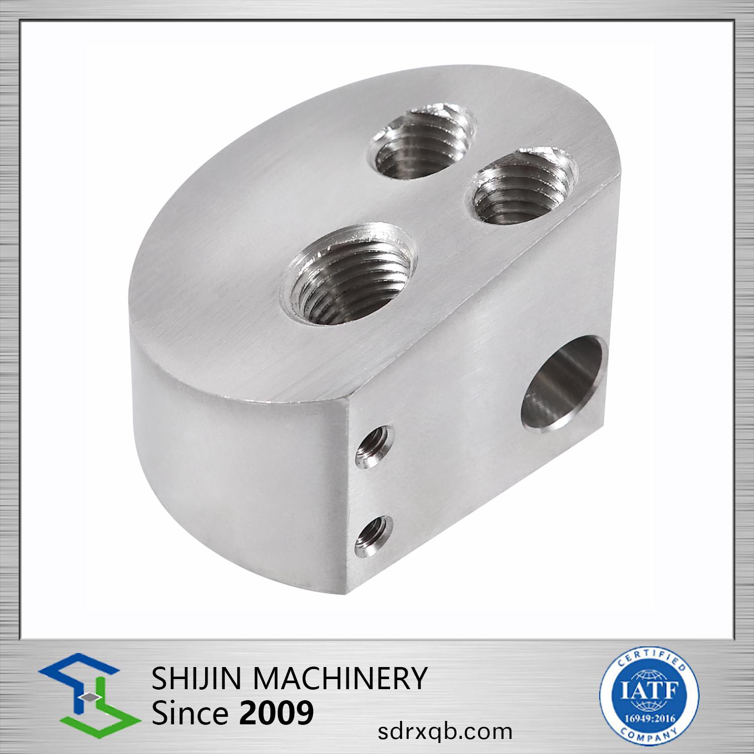 風(fēng)電(dian)行(xing)業(yè)(ye)-非(fei)標(biao)定(ding)製閥(fa)塊/閥體(ti)2，角(jiao)度2